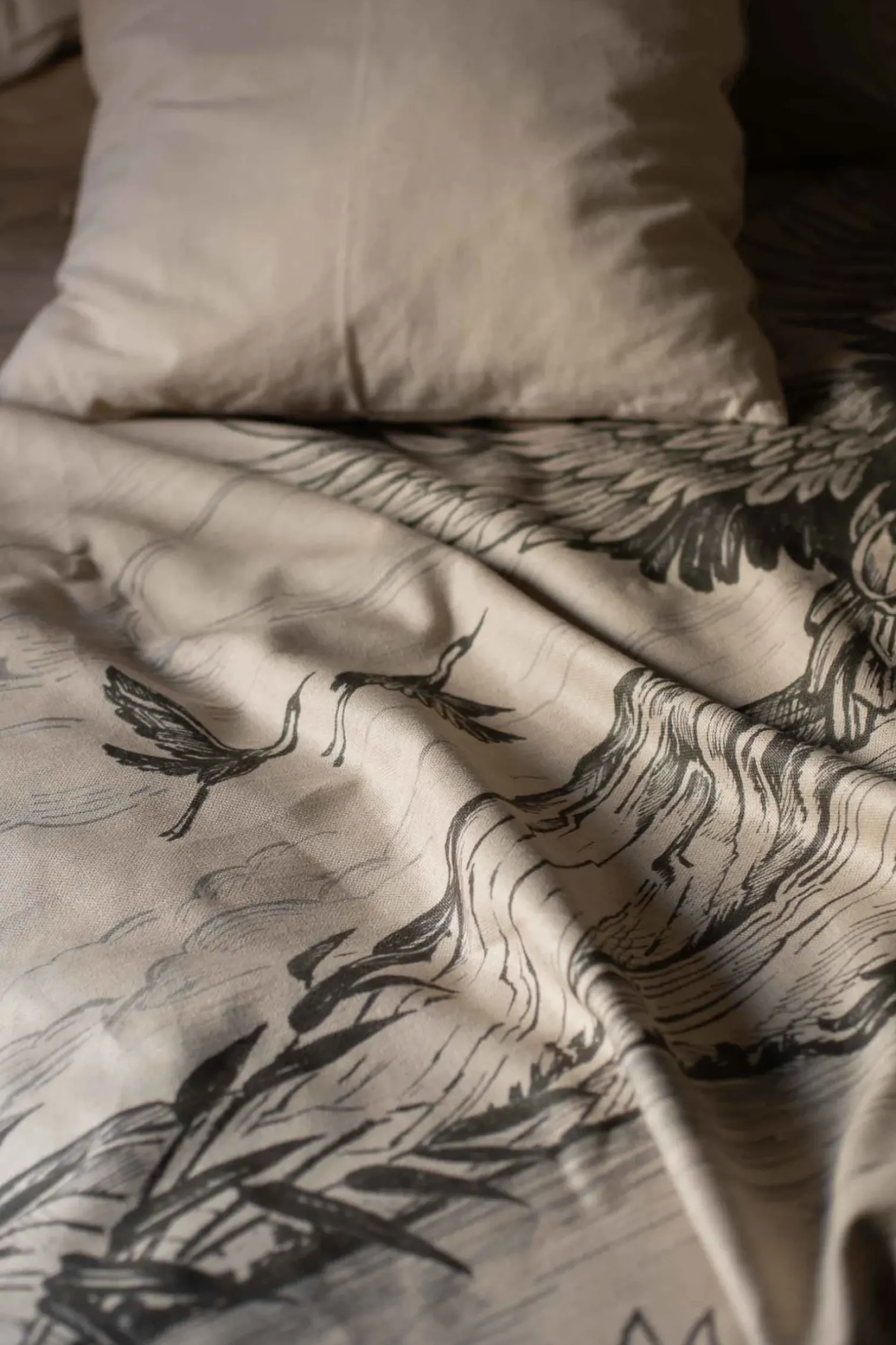 Coordonné Heron's Poetry Tapestry Nacre -